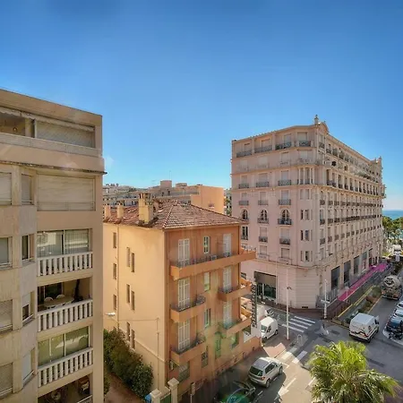 Ref 1745 - Center - For Rent Apartment *