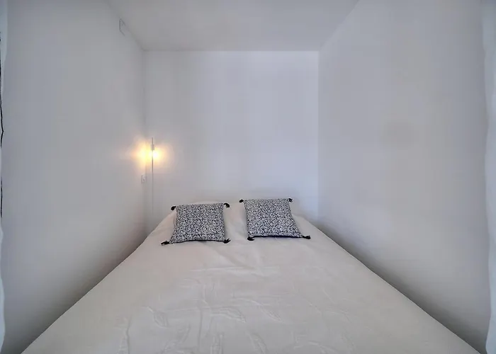 Apartamento Ref 1745 - Center - For Rent Cannes