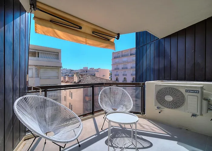 Ref 1745 - Center - For Rent Cannes